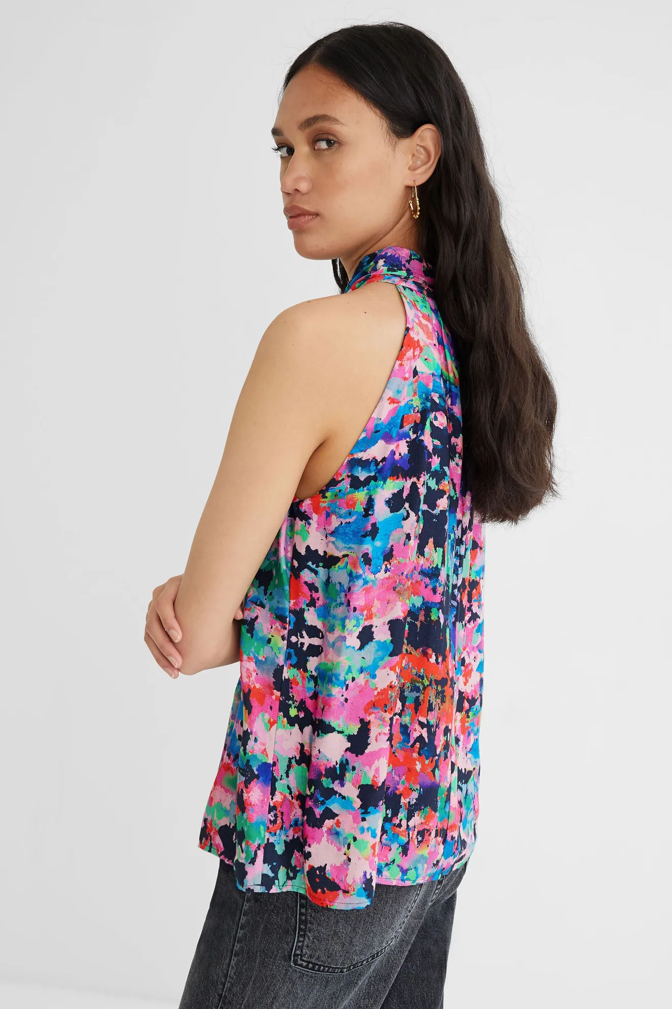 Blusa cuello halter - Imagen 2