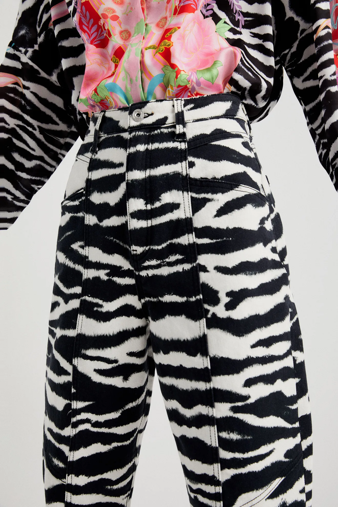 Pantalón estampado cebra - Imagen 4